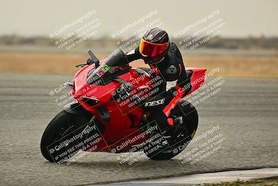 media/Nov-30-2024-TrackDaz (Sat) [[cb671e698a]]/C Group/Session 4 (Sunset)/